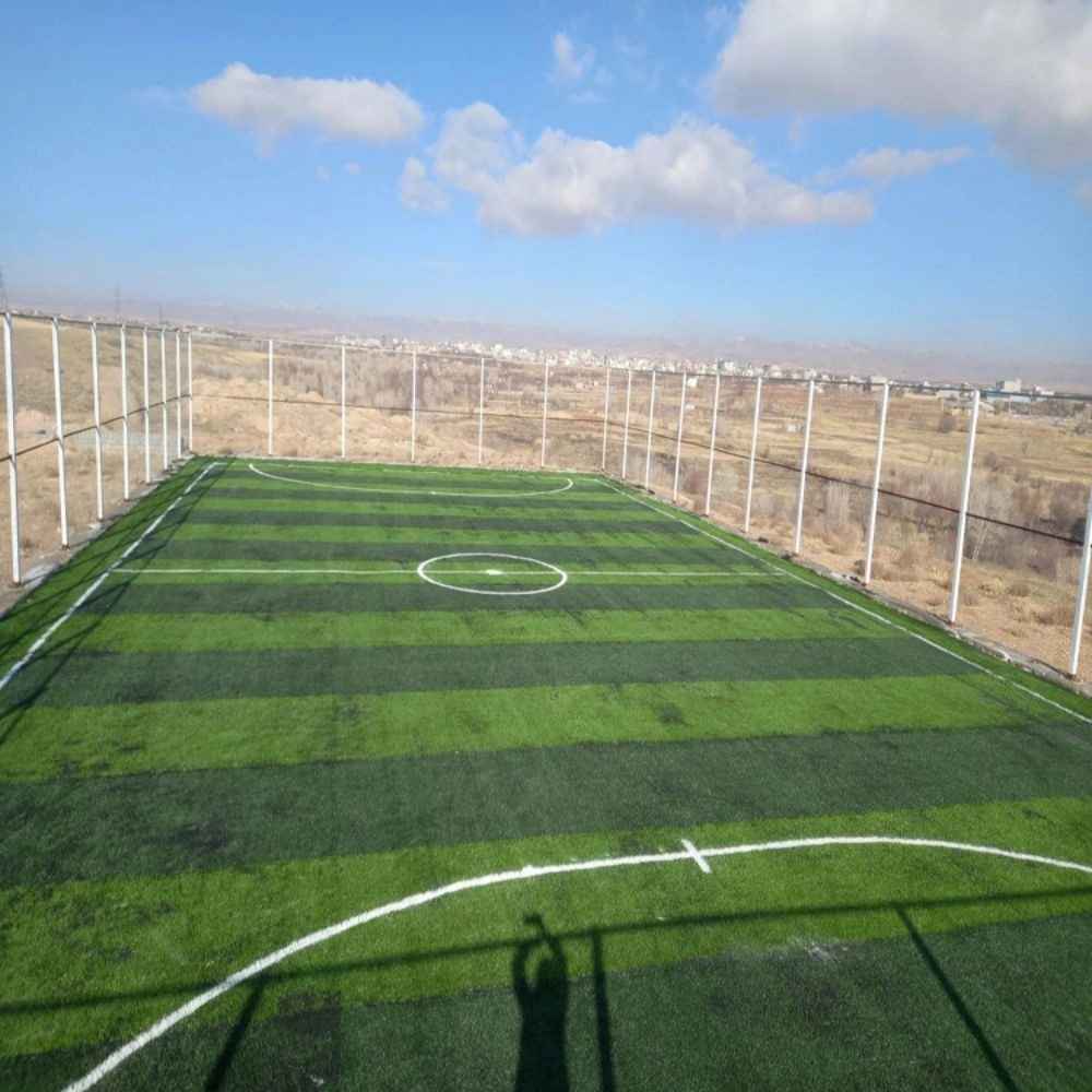 اجرای چمن زمین شهرستان رزن استان همدان